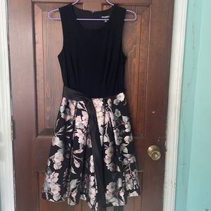 Roz&Ali size 4 black dress with cherry blossoms
